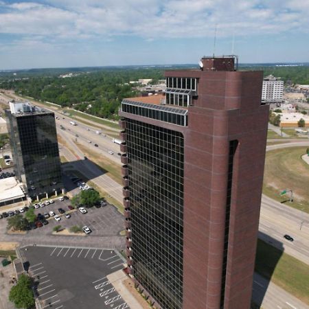 Reese Tower Aparthotel Tulsa Exterior photo